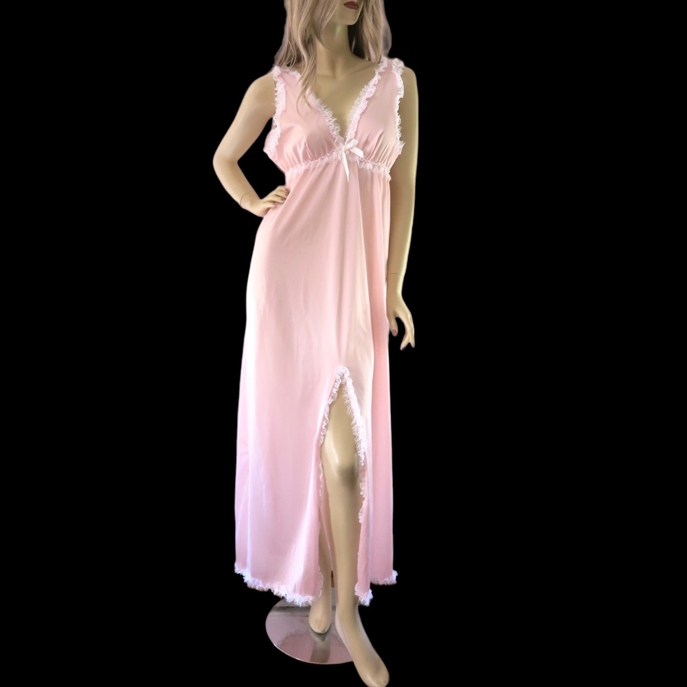 Vintage 80s Ruffled Lace Nightgown Large Maxi Nylon Gown‎ Peach Pink Sleepwear